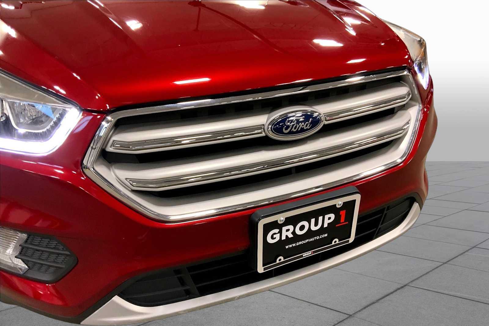 Used 2019 Ford Escape SEL AWD/4WD image 32