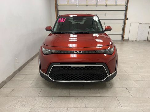 Used 2023 Kia Soul S FWD image 15