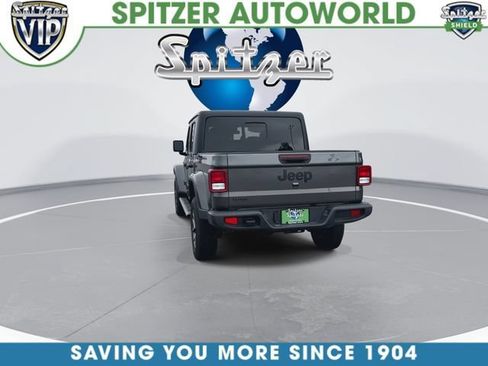 Used 2024 Jeep Gladiator Sport AWD/4WD image 8