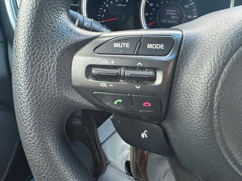 Used 2015 Kia Optima LX FWD image 18