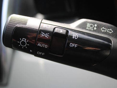 Certified 2022 Kia Sorento SX FWD image 29