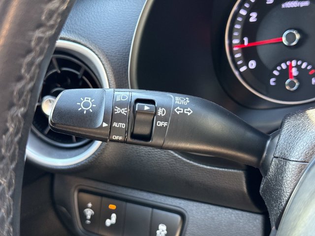 Used 2023 Kia Forte GT-Line w/ GT-Line Premium Package FWD image 27