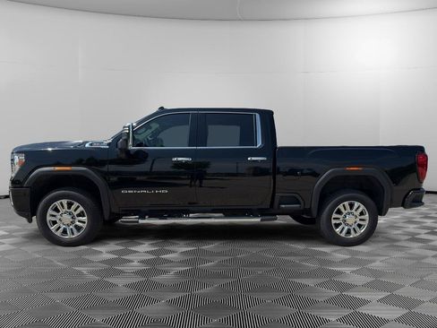 Used 2023 GMC Sierra 2500 Denali AWD/4WD image 2