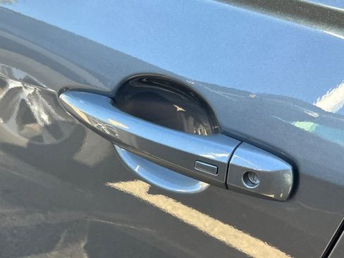 Used 2024 Nissan Altima 2.5 SR w/ SR Premium Package image 19