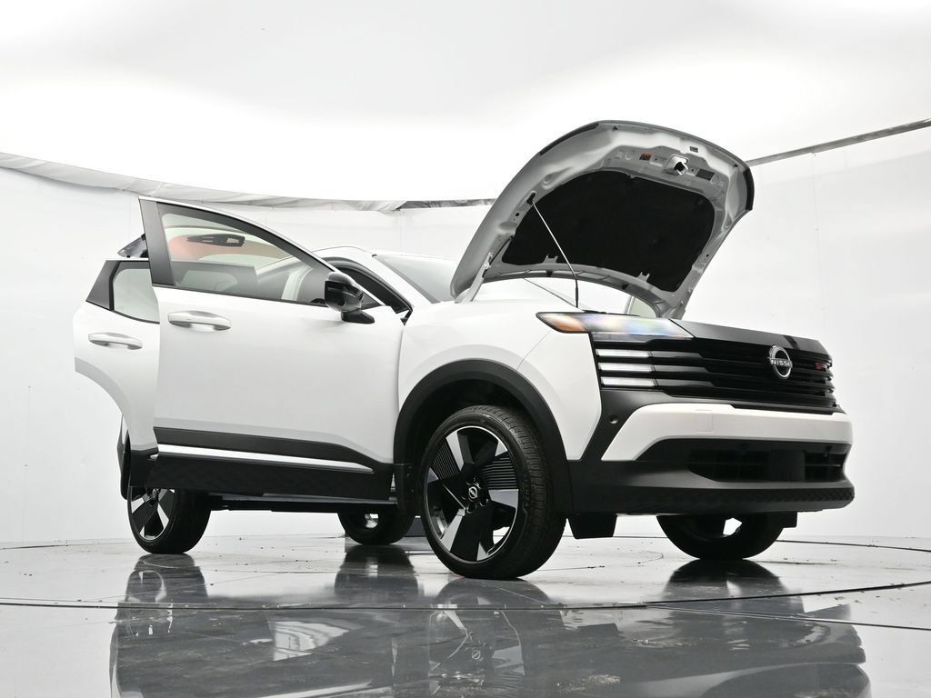 New 2026 Nissan Kicks SR FWD image 48