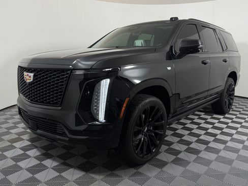 Used 2025 Cadillac Escalade Sport Platinum AWD/4WD image 1