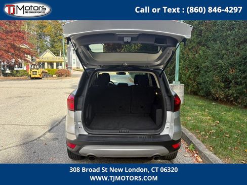 Used 2019 Ford Escape SE AWD/4WD image 9