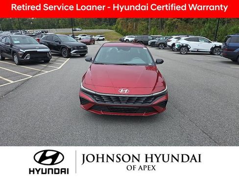 Certified 2025 Hyundai Elantra Sport FWD image 11