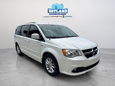 Used 2013 Dodge Grand Caravan SXT w/ UConnect Hands-Free Group FWD image 7