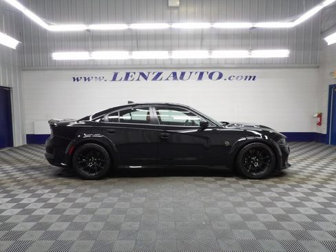 Used 2021 Dodge Charger SRT Hellcat RWD image 2