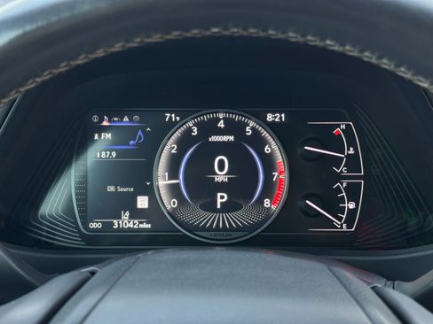 Used 2022 Lexus UX 200 image 16