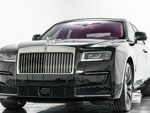 Used 2022 Rolls-Royce Ghost w/ Ghost Package AWD/4WD image 5