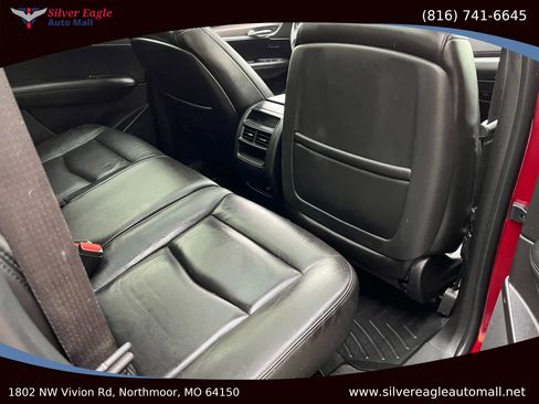 Used 2017 Cadillac XT5 Premium Luxury w/ LPO, Wheel Lock Package image 10