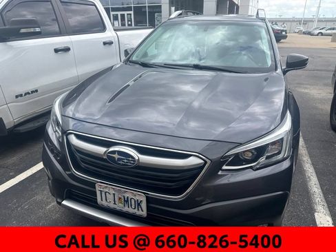 Used 2020 Subaru Outback Limited AWD/4WD image 2