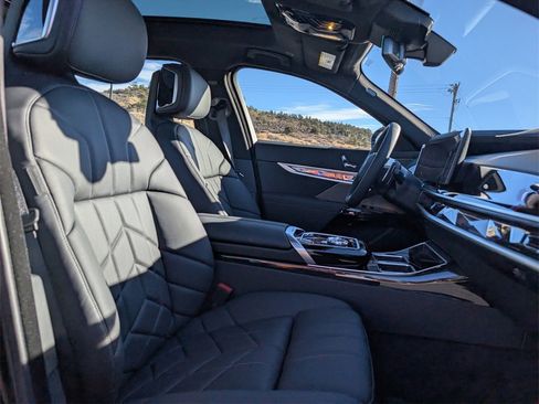 New 2026 BMW 740i xDrive image 20