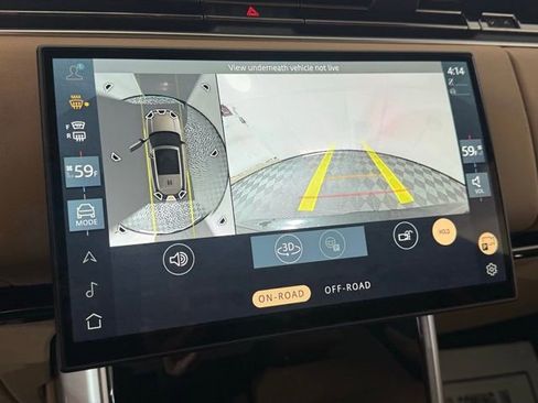 New 2025 Land Rover Range Rover Long Wheelbase SE image 38