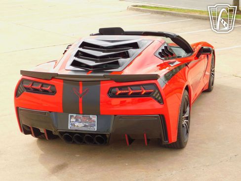 Used 2018 Chevrolet Corvette Stingray Coupe w/ 1LT image 28