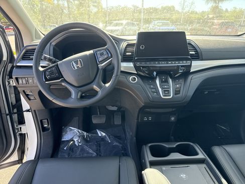 New 2026 Honda Odyssey EX-L image 18