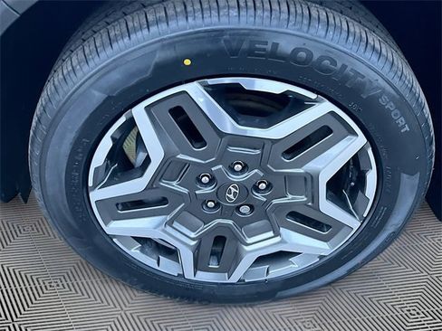 Used 2023 Hyundai Santa Fe SEL Premium w/ Cargo Package image 33