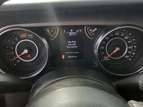 Used 2023 Jeep Wrangler Unlimited Sport AWD/4WD image 16