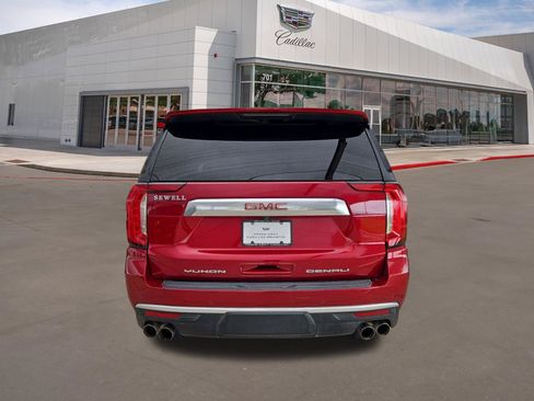 Used 2023 GMC Yukon Denali RWD image 6