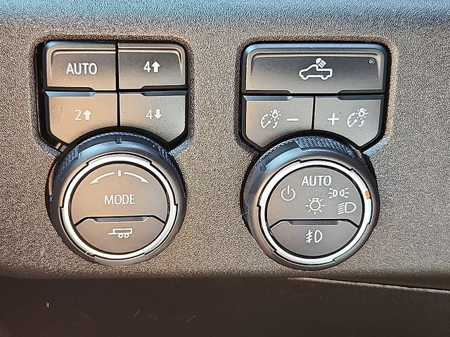 Certified 2024 Chevrolet Silverado 1500 RST w/ Convenience Package II AWD/4WD image 18