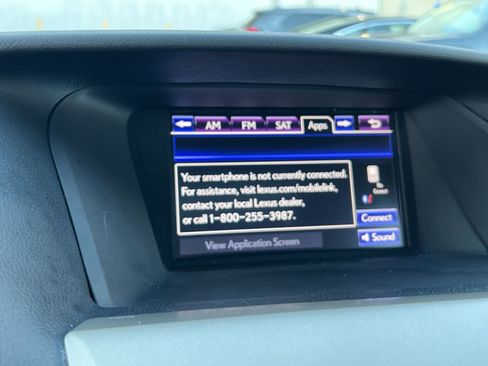 Used 2015 Lexus RX 450h AWD image 17