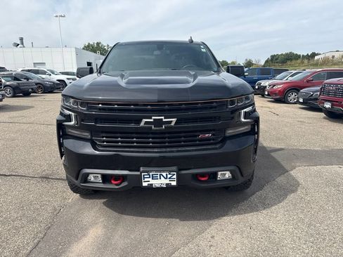 Used 2022 Chevrolet Silverado 1500 LT Trail Boss AWD/4WD image 2