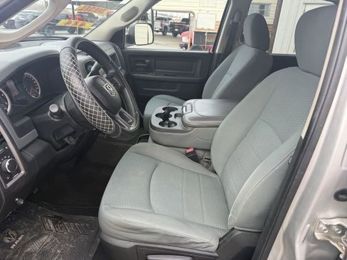 Used 2013 RAM 3500 ST w/ SXT Appearance Group image 32