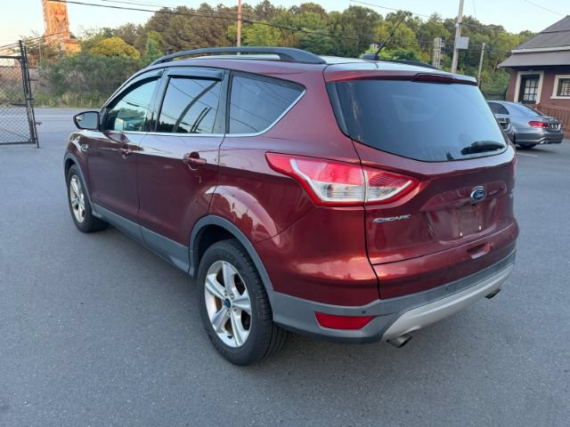 Used 2015 Ford Escape SE w/ Equipment Group 201A FWD image 5