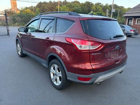 Used 2015 Ford Escape SE w/ Equipment Group 201A FWD image 5