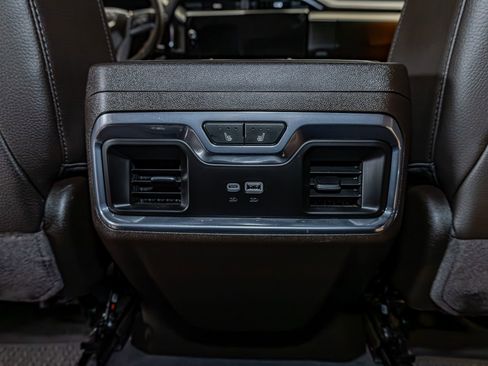 Used 2025 GMC Sierra 2500 Denali w/ Denali Reserve Package image 27