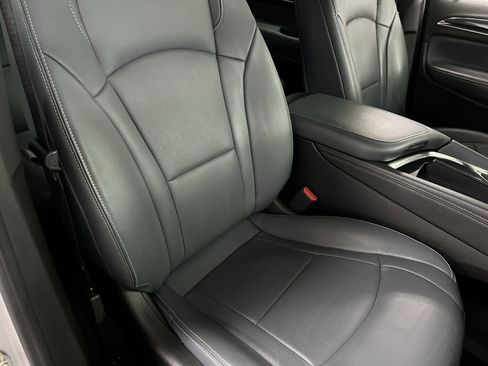 Certified 2021 Buick Enclave Essence w/ Sound and Sites Package image 61