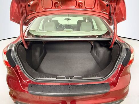 Used 2014 Ford Focus SE image 22
