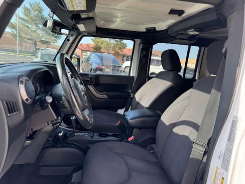 Used 2015 Jeep Wrangler Unlimited Sport w/ Quick Order Package 24S image 11