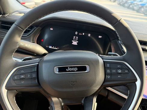 New 2026 Jeep Grand Cherokee Limited w/ Limited Altitude Package RWD image 18