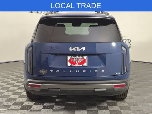 Used 2027 Kia Telluride S w/ Towing Package AWD/4WD image 7