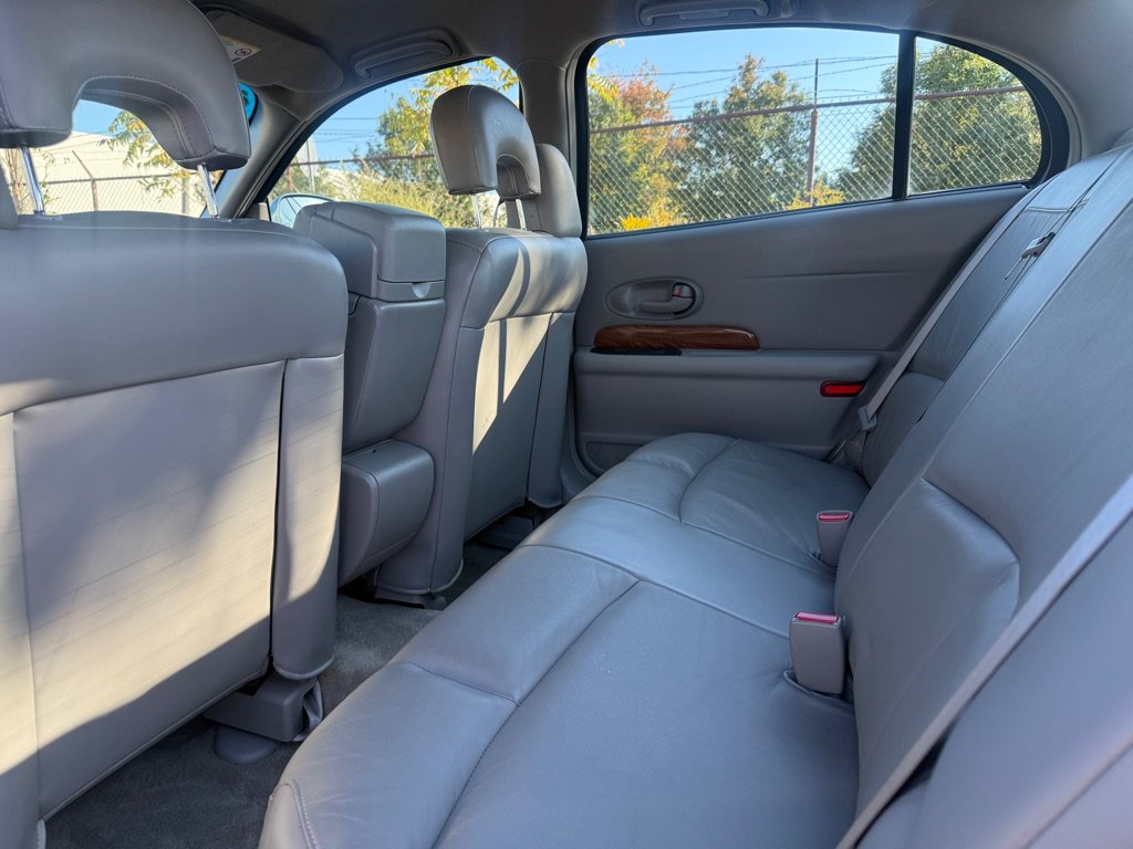 Used 2003 Buick Le Sabre Custom w/ Comfort & Style Package FWD image 10