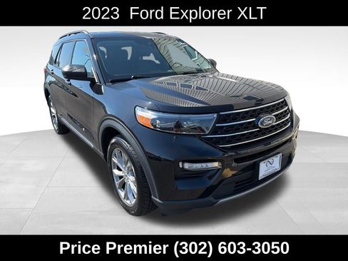 Used 2023 Ford Explorer XLT w/ Equipment Group 202A AWD/4WD image 1