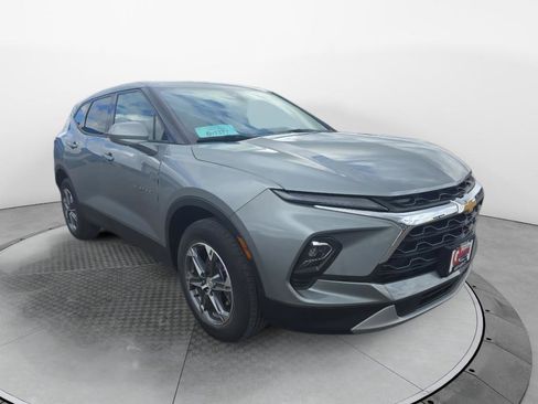 Certified 2025 Chevrolet Blazer LT AWD/4WD image 7