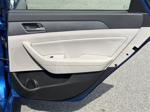 Used 2018 Hyundai Sonata SEL image 16