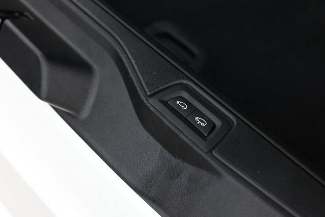 Used 2020 BMW X7 xDrive40i w/ Premium Package AWD/4WD image 34