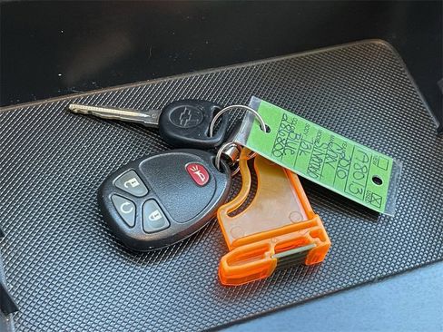 Used 2010 Chevrolet Silverado 1500 LTZ w/ Z71 Appearance Package image 31