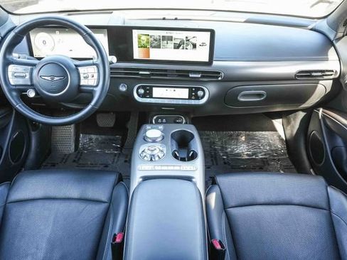 Used 2023 Genesis GV60 Advanced AWD/4WD image 13