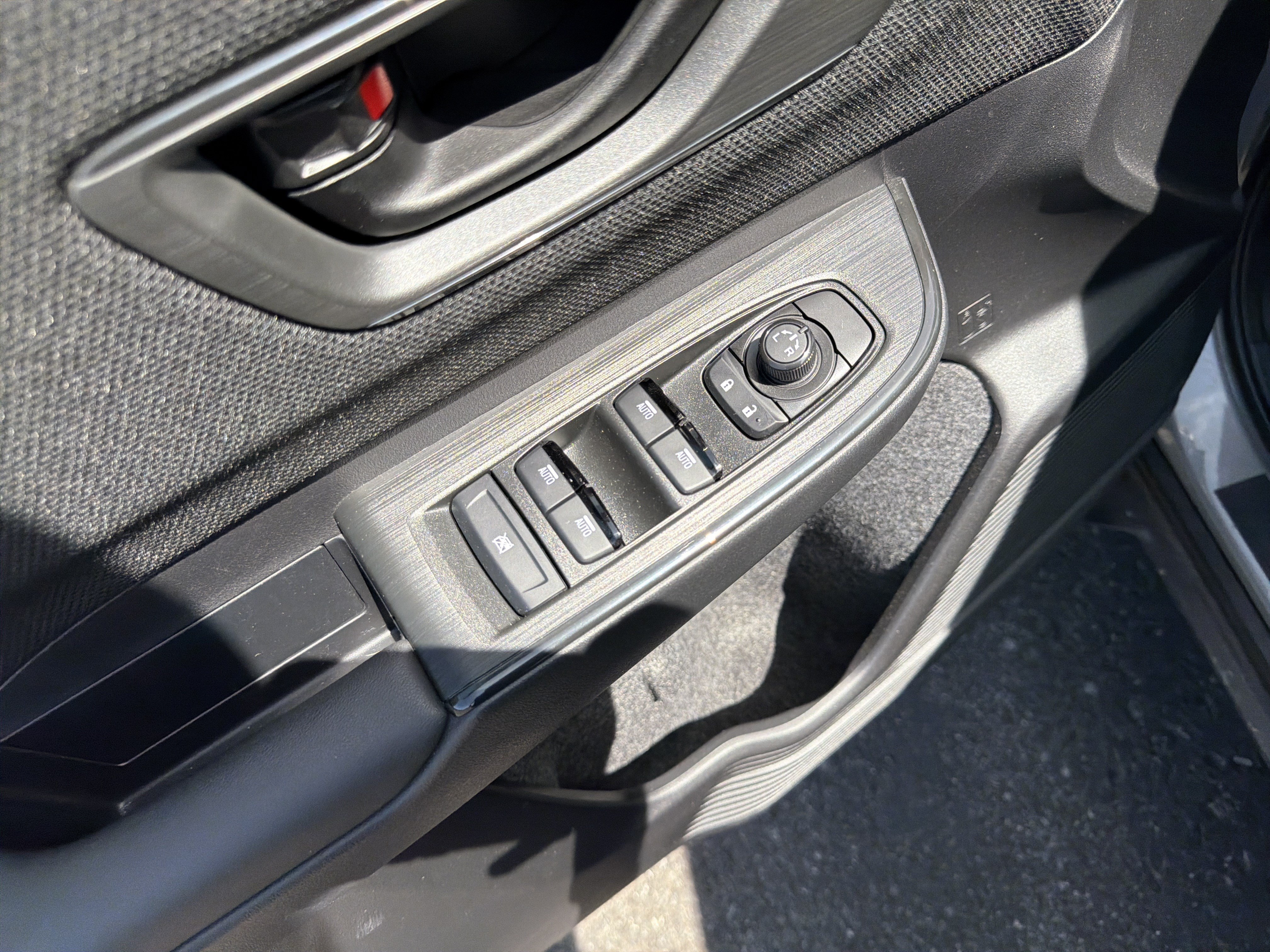 Used 2026 Subaru Outback Premium AWD/4WD image 11