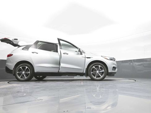 Used 2021 Buick Enclave Essence w/ Sport Touring Edition image 42