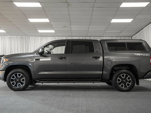 Used 2018 Toyota Tundra SR5 image 5