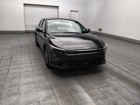 Used 2025 Kia K4 FWD image 13