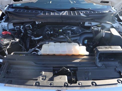 Used 2022 Ford F150 XLT w/ Trailer Tow Package image 15