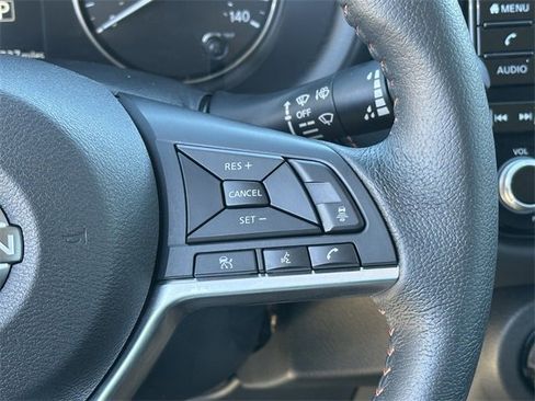 Used 2023 Nissan Kicks SR image 14